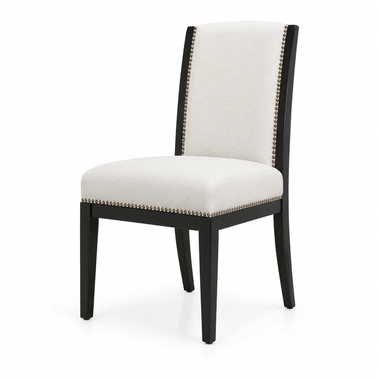 Chaise en bois et tissu beige avec clous décoratifs